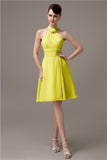 Halter Knee-length Chiffon A-line Short Bridesmaid Dresses